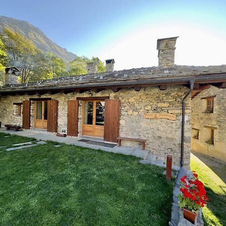 La Mizoun De Marguerito - Appartamento Genziana Chiappera ภายนอก รูปภาพ